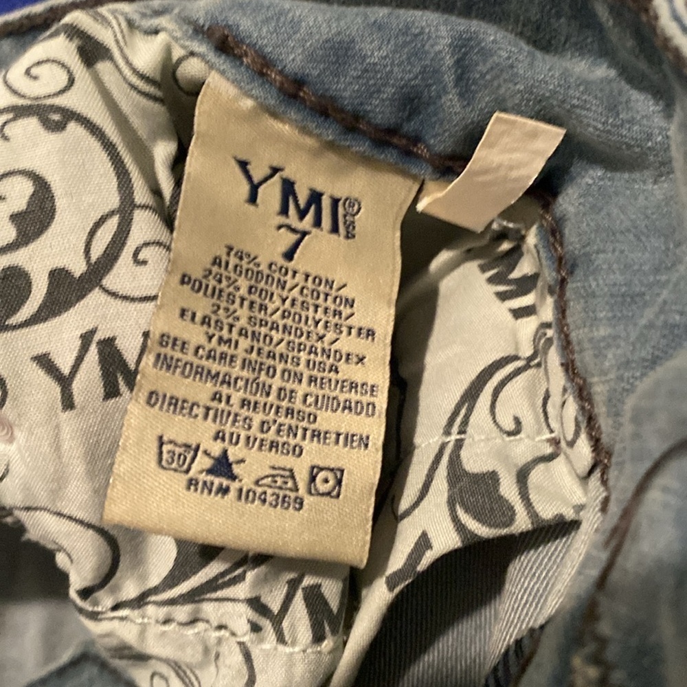 YMI Capri jeans - Picture 5 of 5